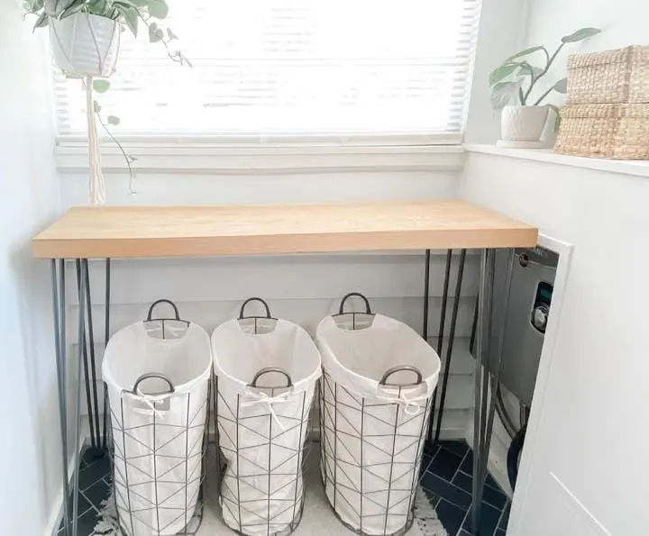 Compact Folding Station