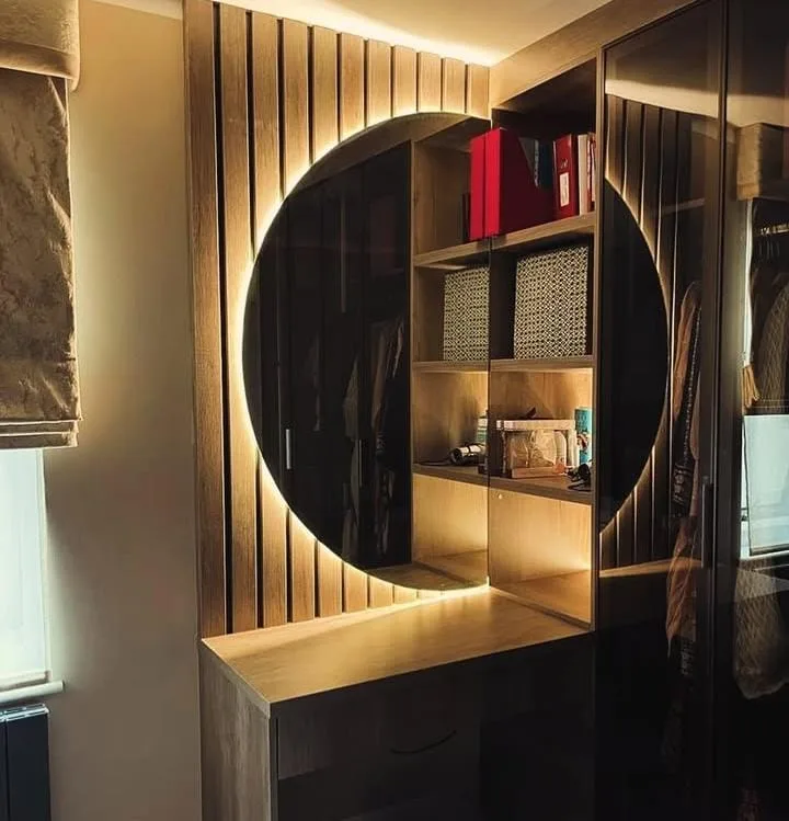 15 Modern Farmhouse Bathroom Ideas That Bring Rustic Charm & Modern Comfort 13 Open Farmhouse Shelving