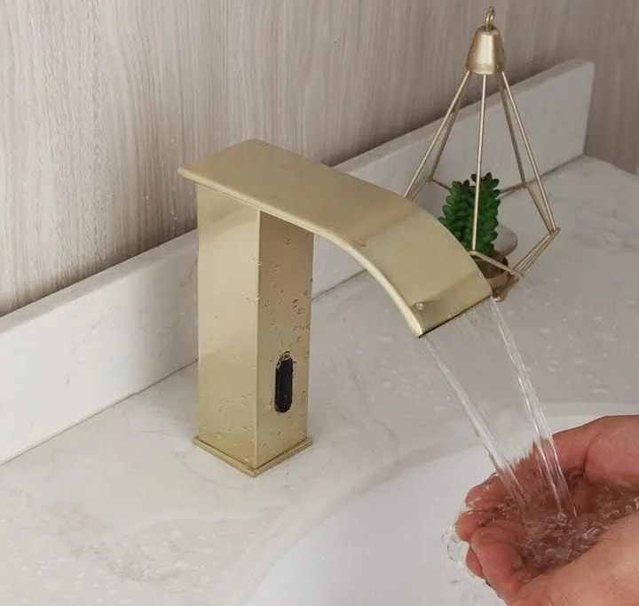 Waterfall Spout Faucet