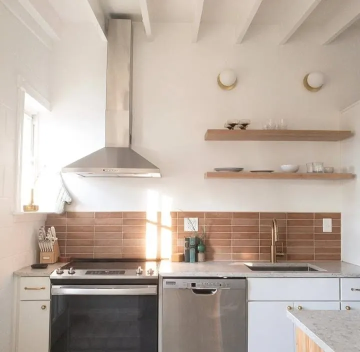 20 Trendy Earthy Kitchen Ideas For A Warm,Inviting Cooking Space That Warm up A Dull Kitchen 1 Terracotta Tile Backsplash