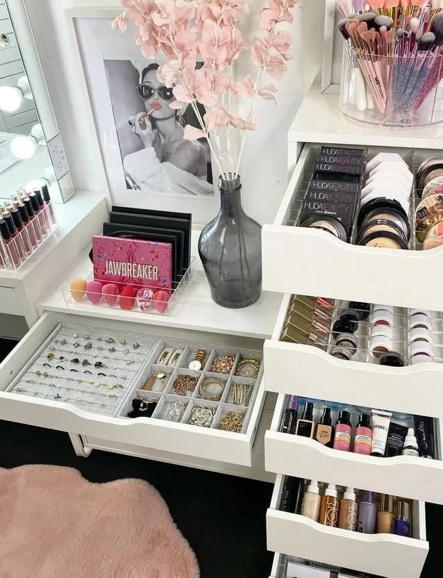 Modular Drawers with Dividers for Jewelry and Accessories